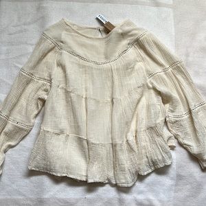 Kamakhyaa top off white up to 42” bust great for maternity